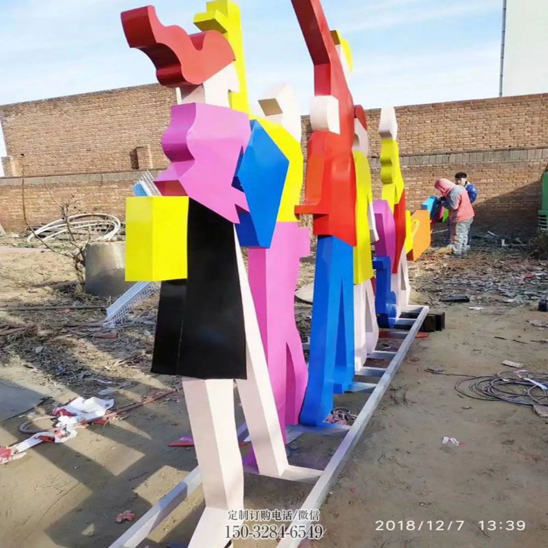 景區(qū)購物人雕塑觀賞型，公園小品，別墅不銹鋼購物人雕塑生產(chǎn)商