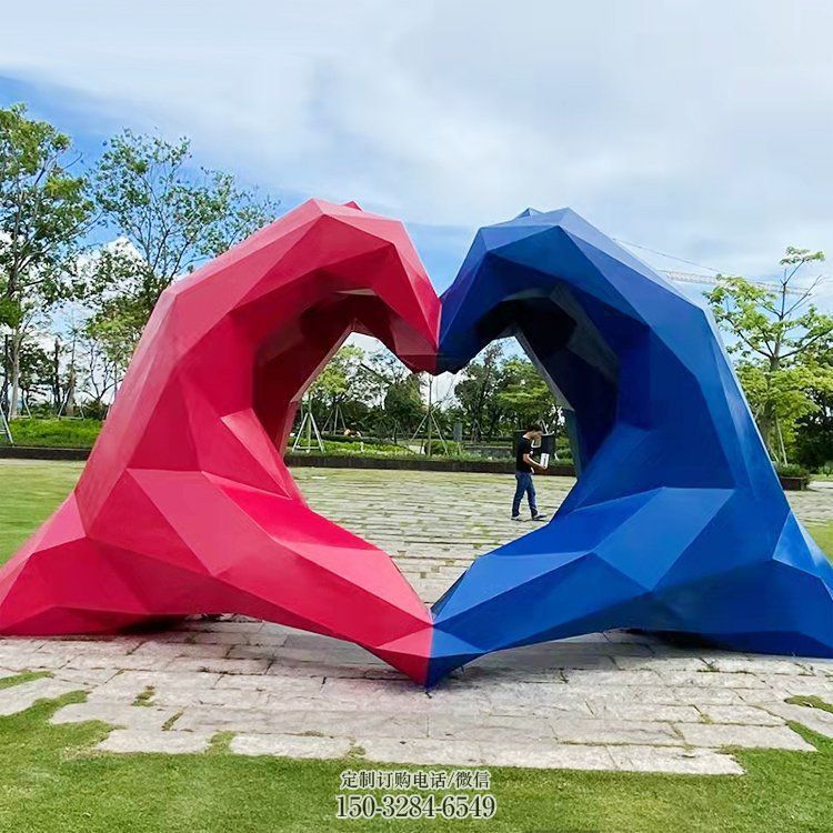 愛心標識雕塑，切面工藝效果，不銹鋼地標城市建筑